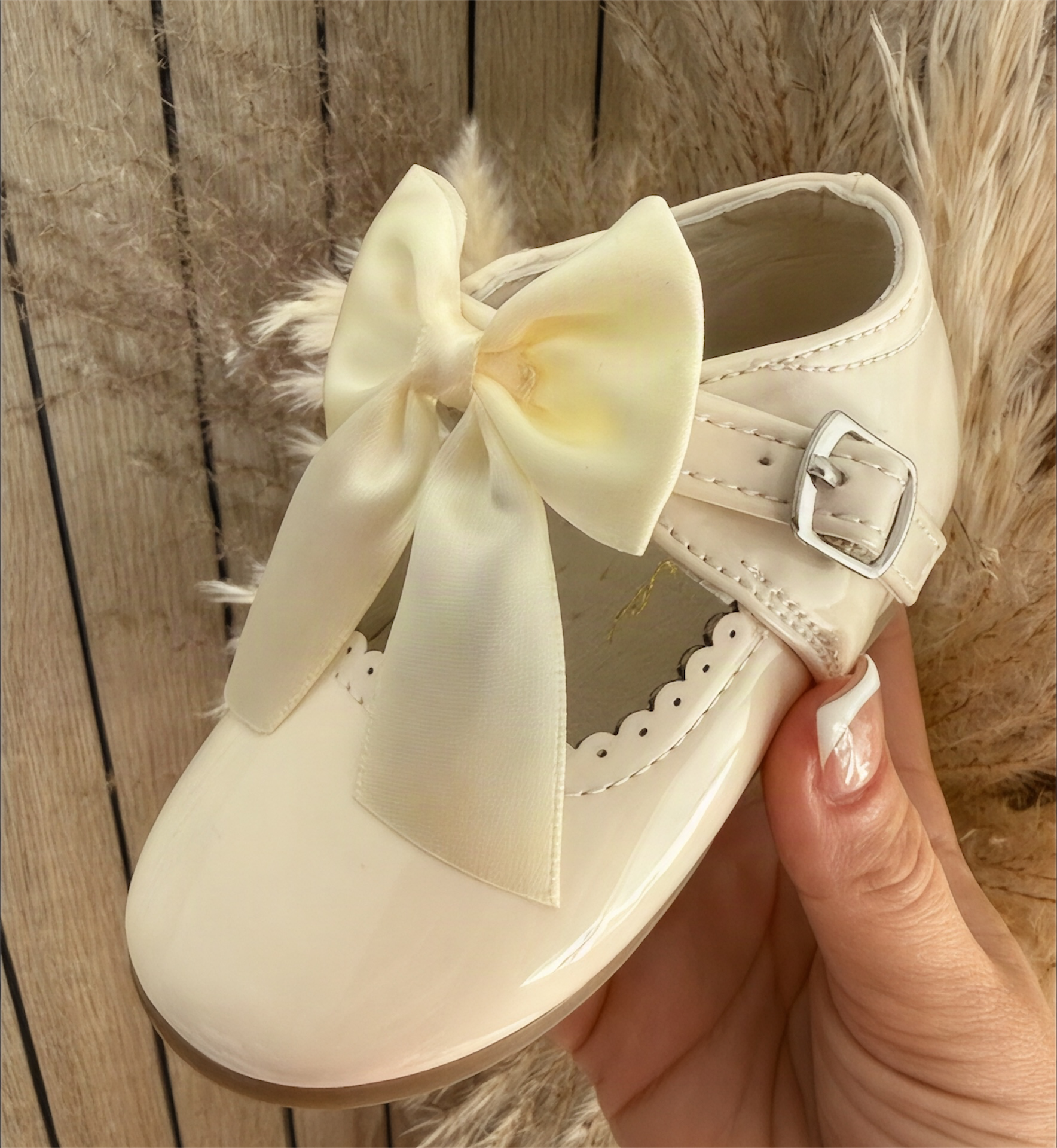 Spanish Cream Satin Bow Patent Shoes