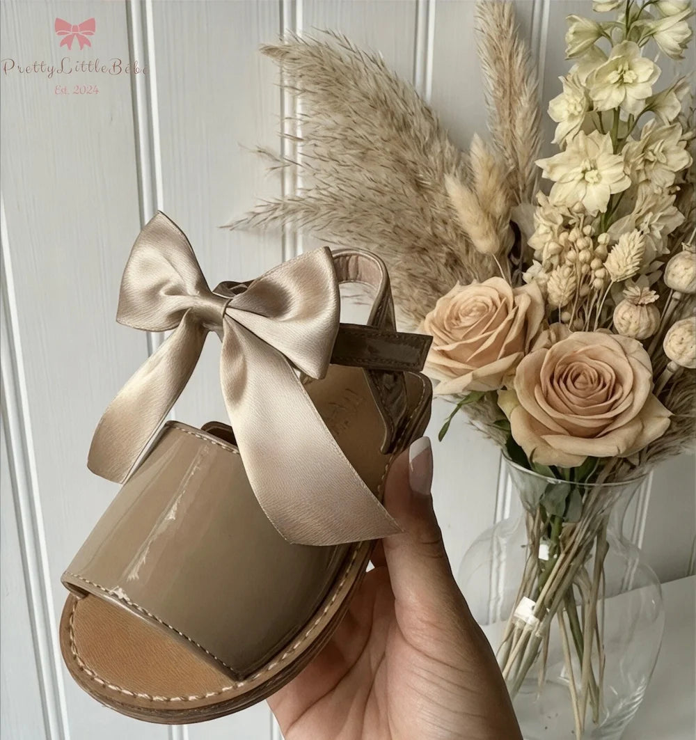 Melia Bow Sandals - Caramel